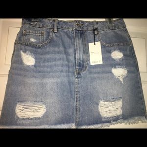Brand new with tags Forever 21 jean skirt